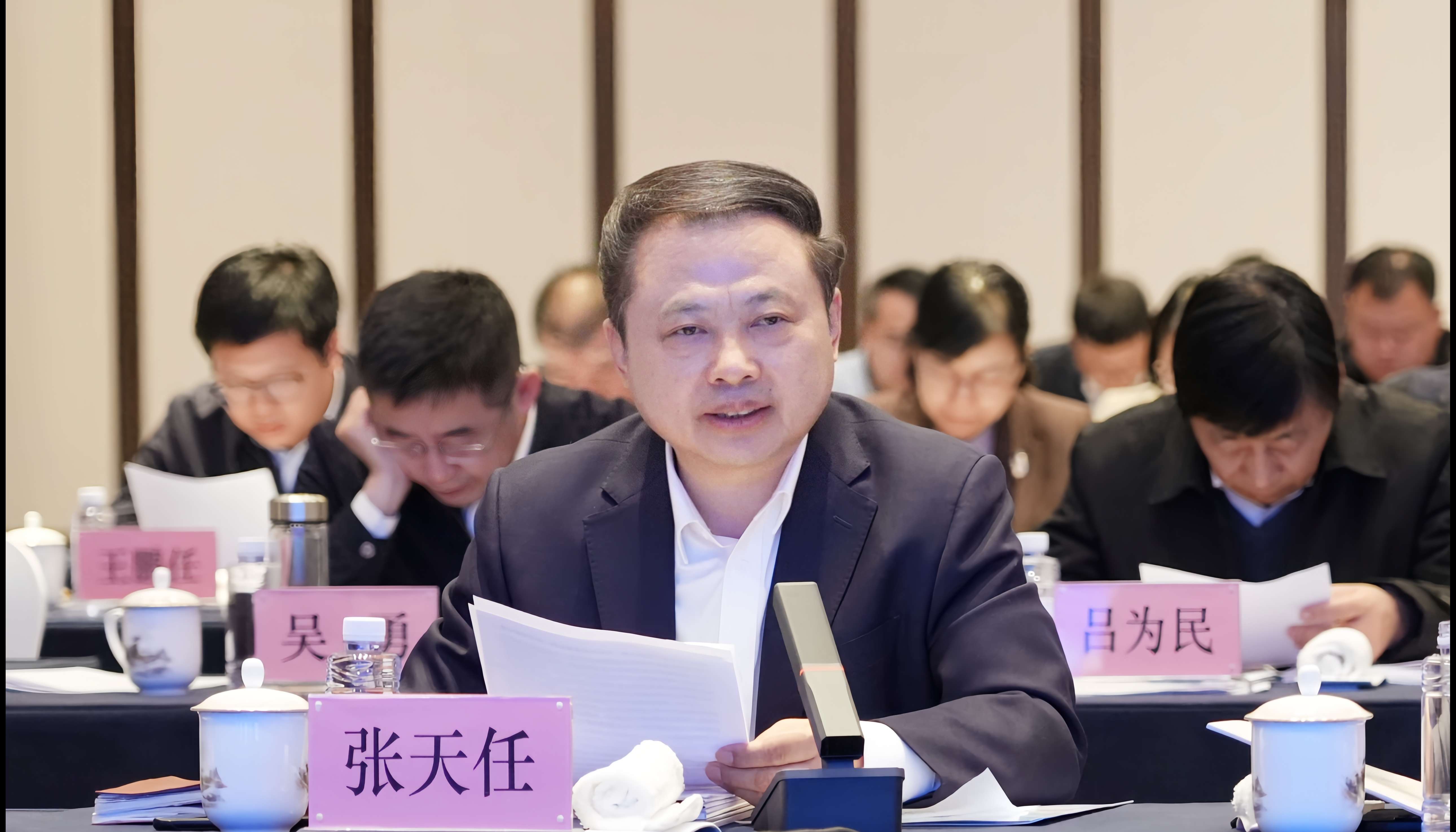 董事长作互换讲话.jpg